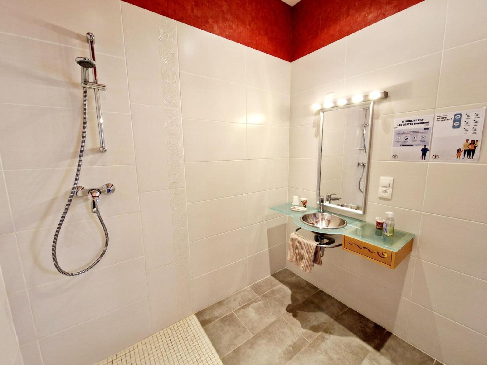 Les Jardins De La Grange Bed & Breakfast Rezonville Dış mekan fotoğraf