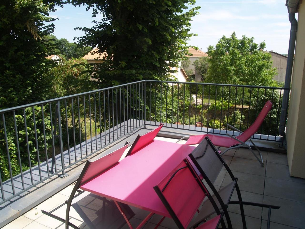 Les Jardins De La Grange Bed & Breakfast Rezonville Dış mekan fotoğraf